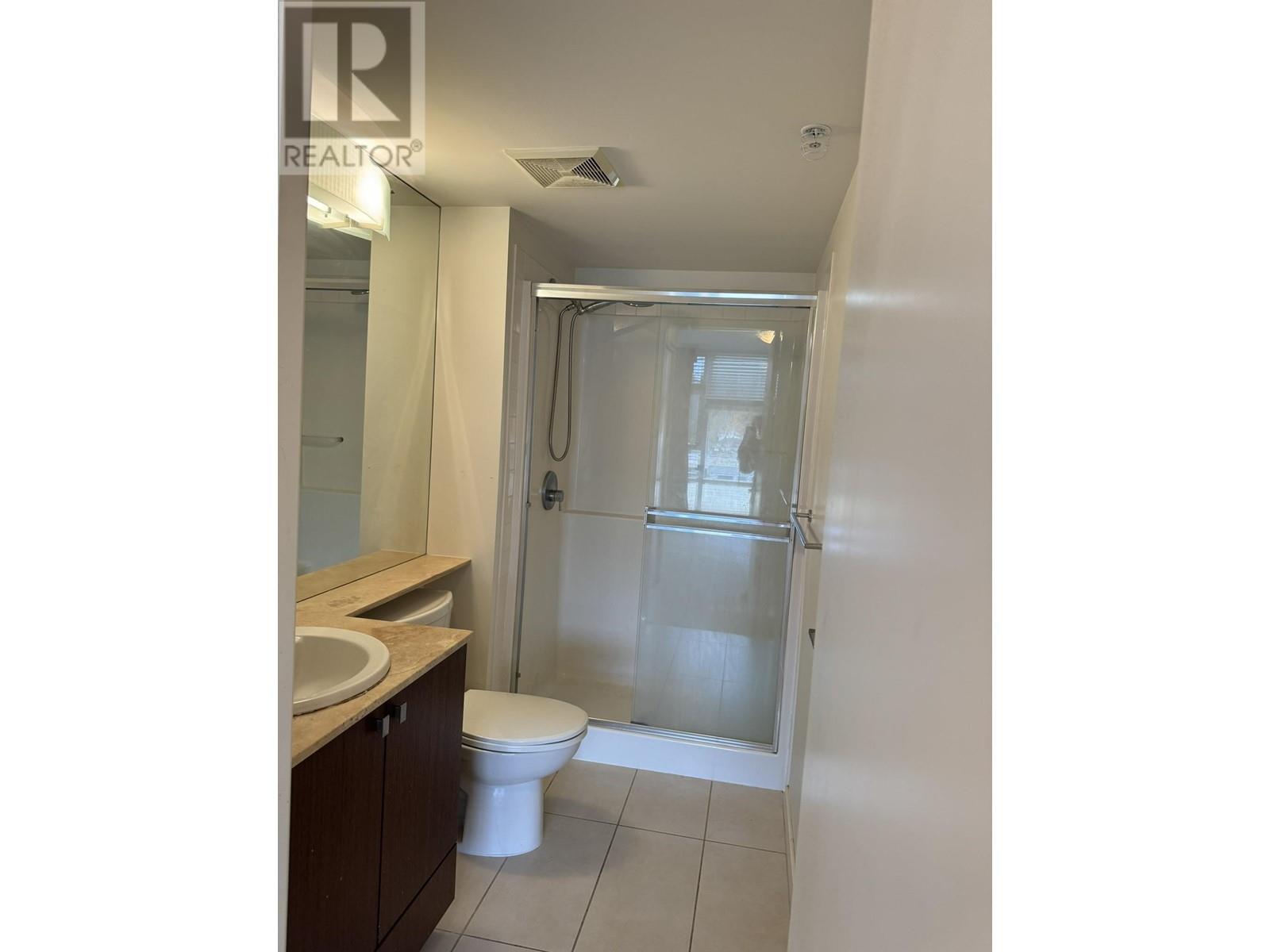 Listing Picture 14 of 30 : 908 9868 CAMERON STREET, Burnaby / 本拿比 - 魯藝地產 Yvonne Lu Group - MLS Medallion Club Member