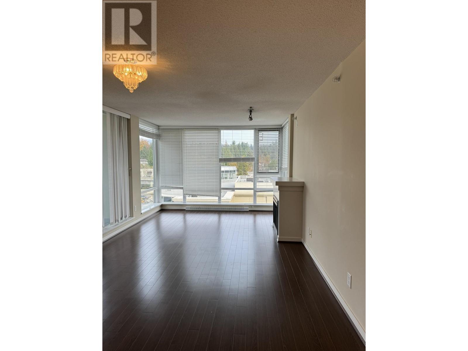 Listing Picture 17 of 30 : 908 9868 CAMERON STREET, Burnaby / 本拿比 - 魯藝地產 Yvonne Lu Group - MLS Medallion Club Member