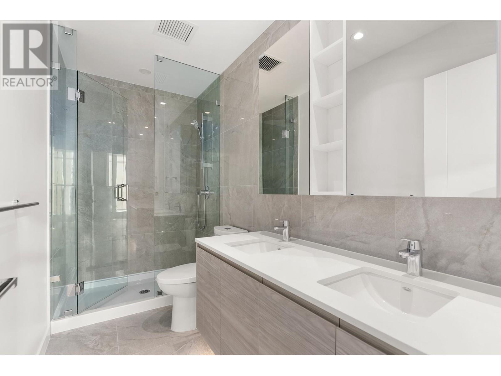 2701 680 Quayside Drive, New Westminster, British Columbia V3M 0P2 - Photo 15 - R2947561