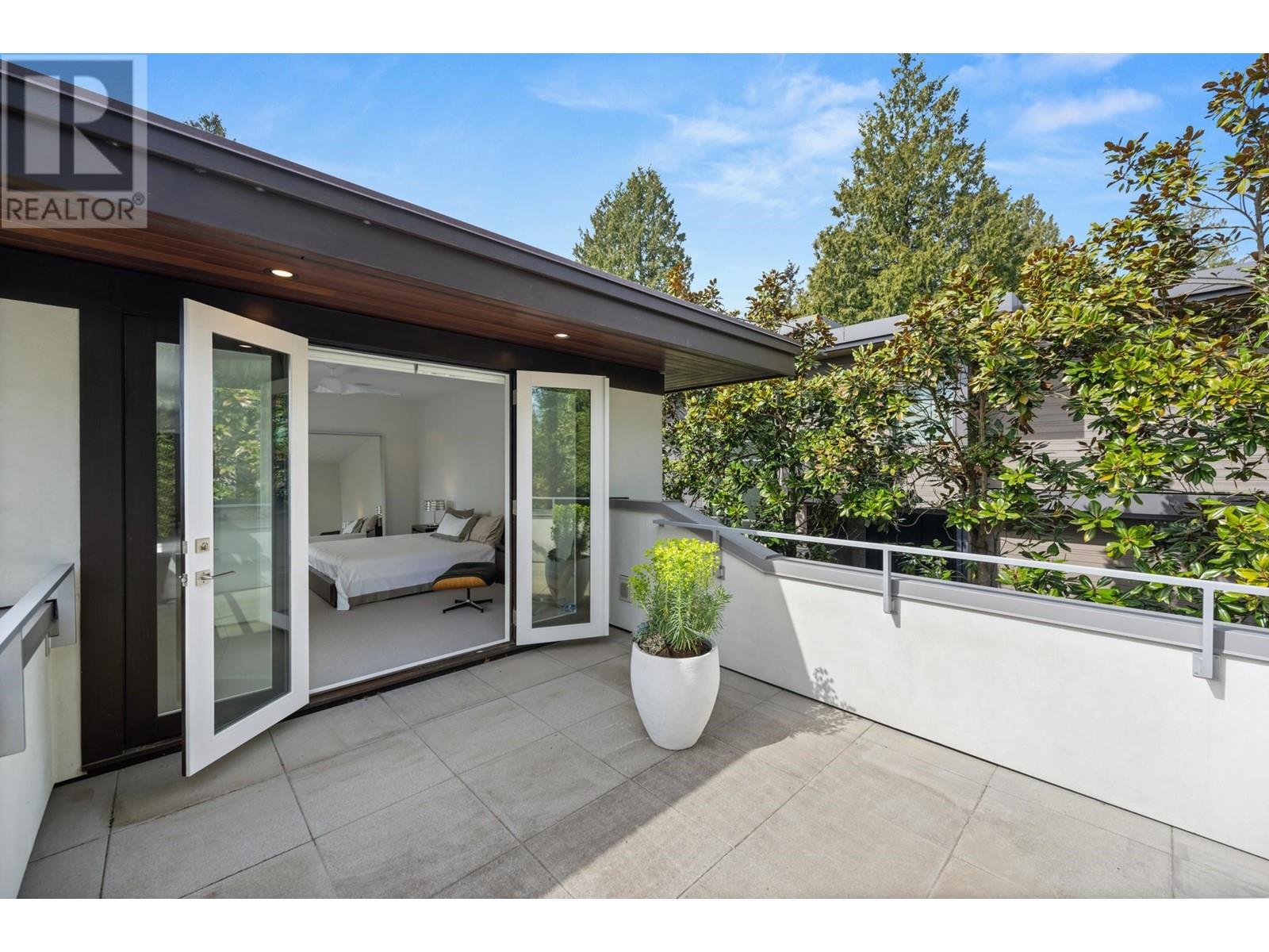 Listing Picture 33 of 40 : 6350 MACDONALD STREET, Vancouver / 溫哥華 - 魯藝地產 Yvonne Lu Group - MLS Medallion Club Member