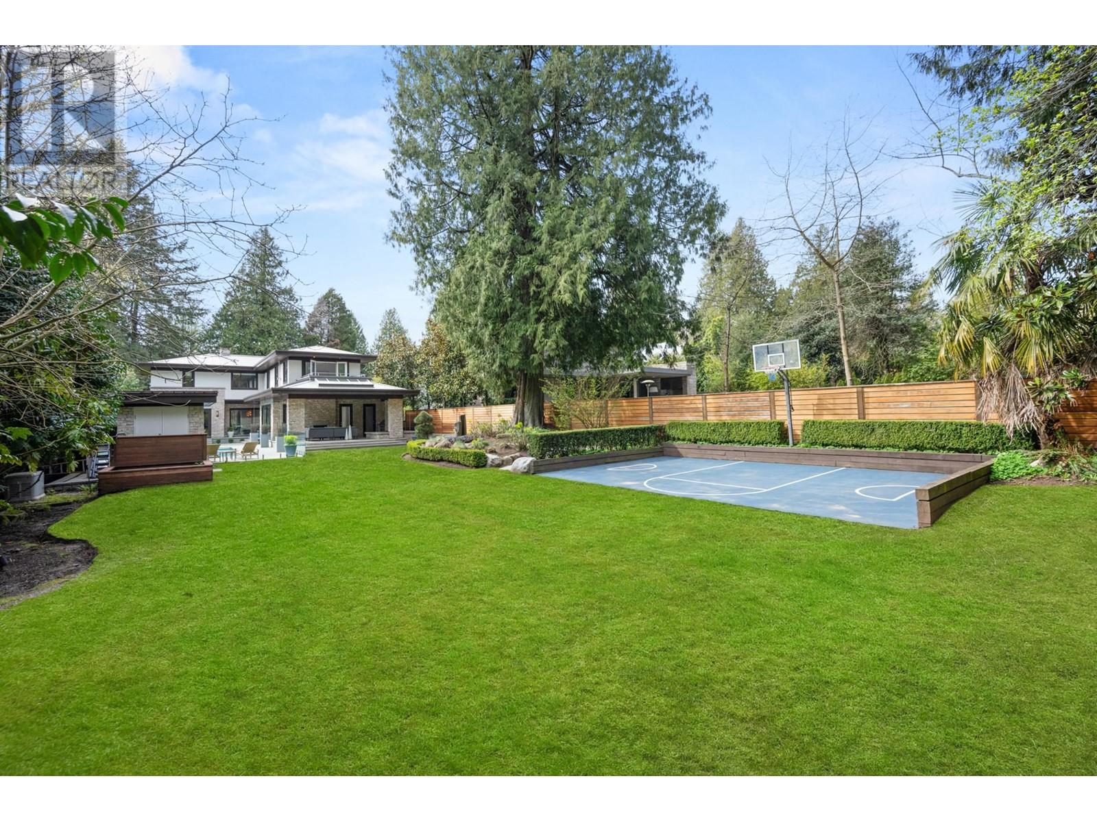 Listing Picture 34 of 40 : 6350 MACDONALD STREET, Vancouver / 溫哥華 - 魯藝地產 Yvonne Lu Group - MLS Medallion Club Member