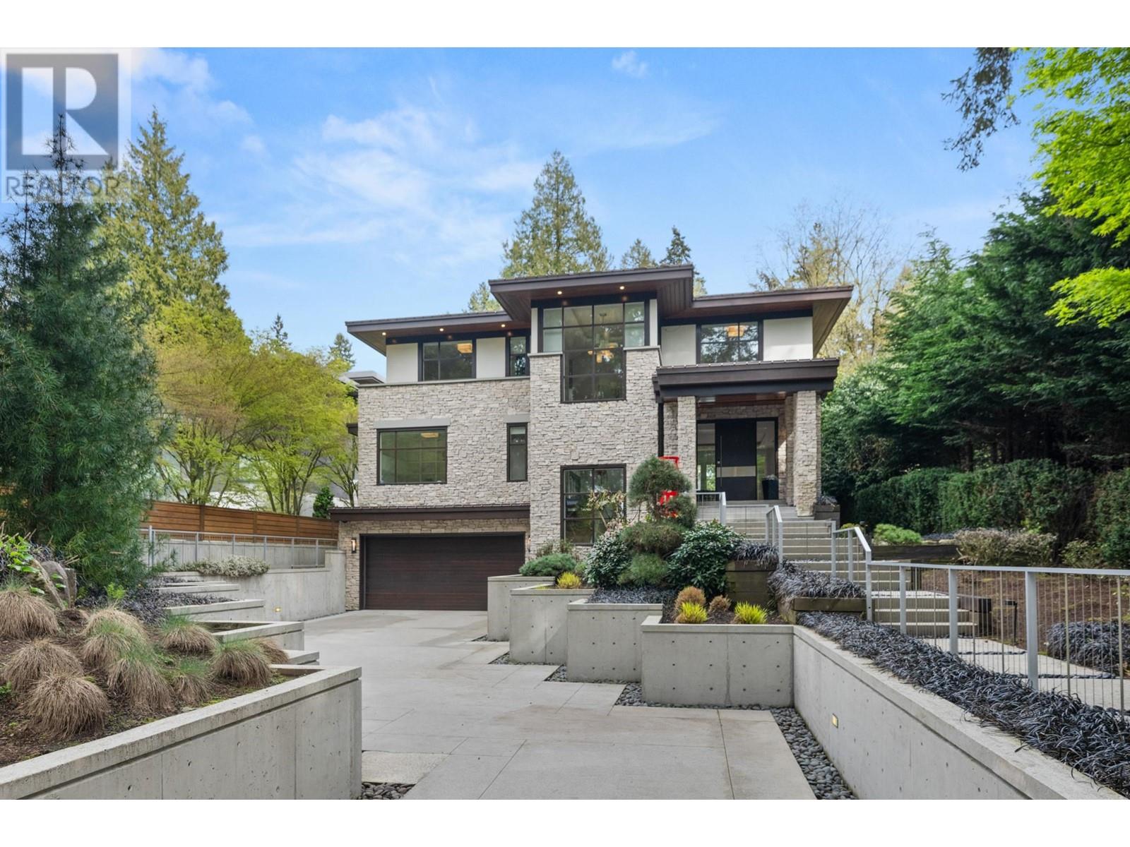 Listing Picture 9 of 40 : 6350 MACDONALD STREET, Vancouver / 溫哥華 - 魯藝地產 Yvonne Lu Group - MLS Medallion Club Member