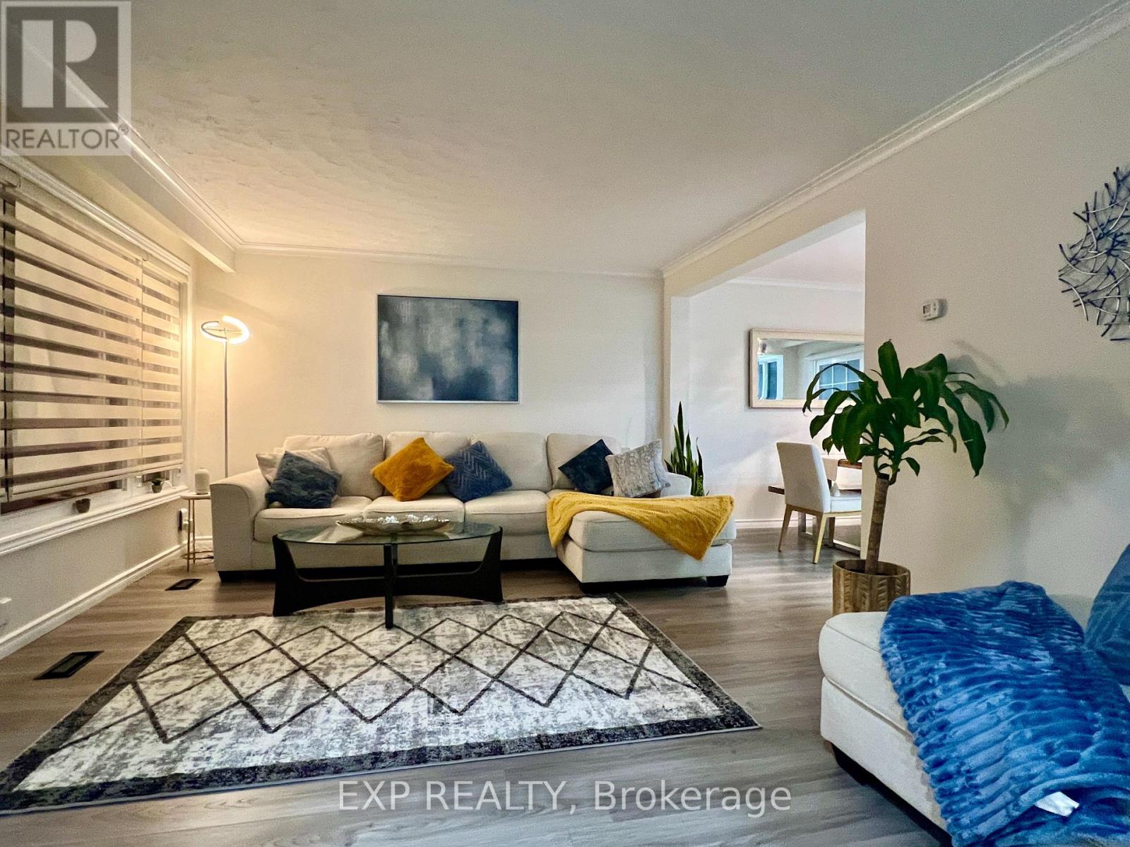 Property at 44 ATHENIA COURT image 2