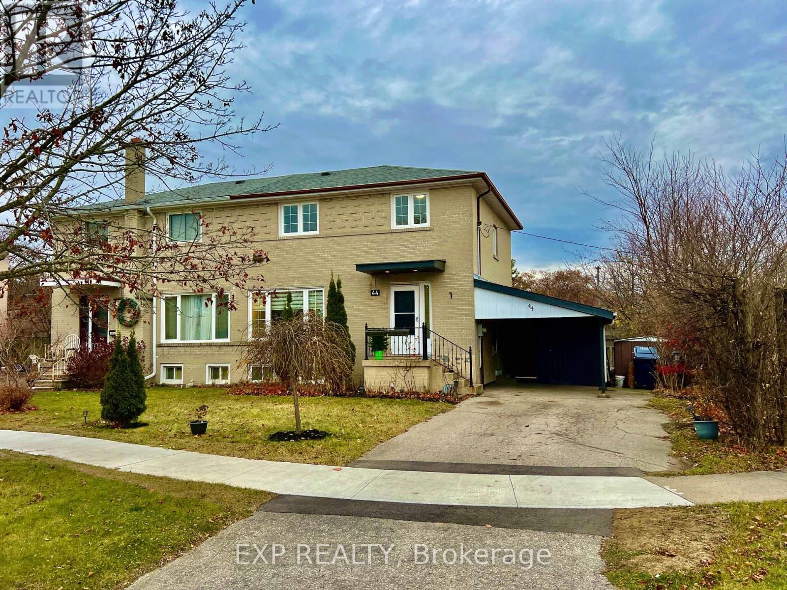 Property at 44 ATHENIA COURT image 4