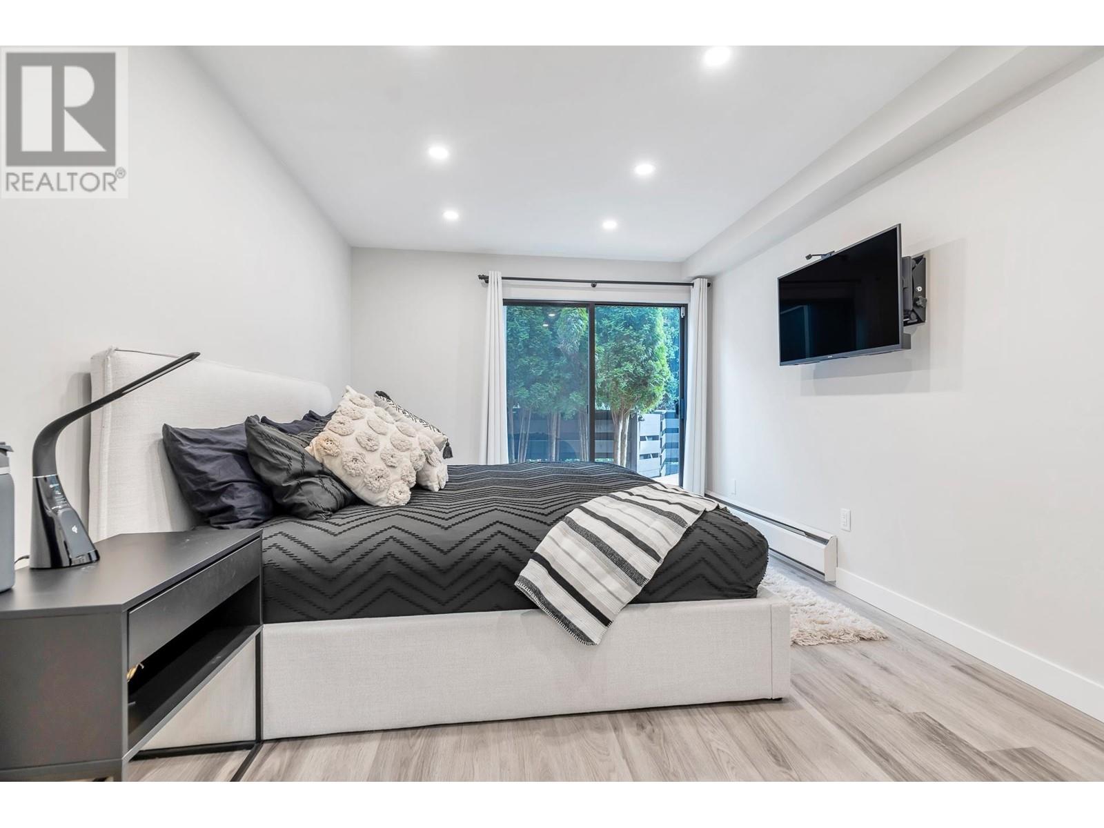 Listing Picture 25 of 37 : 105 4111 FRANCIS ROAD, Richmond / 烈治文 - 魯藝地產 Yvonne Lu Group - MLS Medallion Club Member