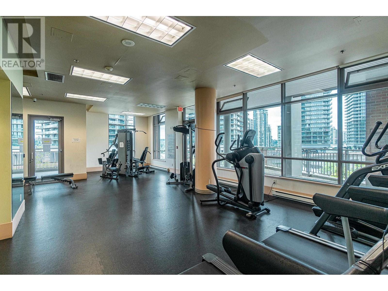 Listing Picture 22 of 22 : 1205 4888 BRENTWOOD DRIVE, Burnaby / 本拿比 - 魯藝地產 Yvonne Lu Group - MLS Medallion Club Member