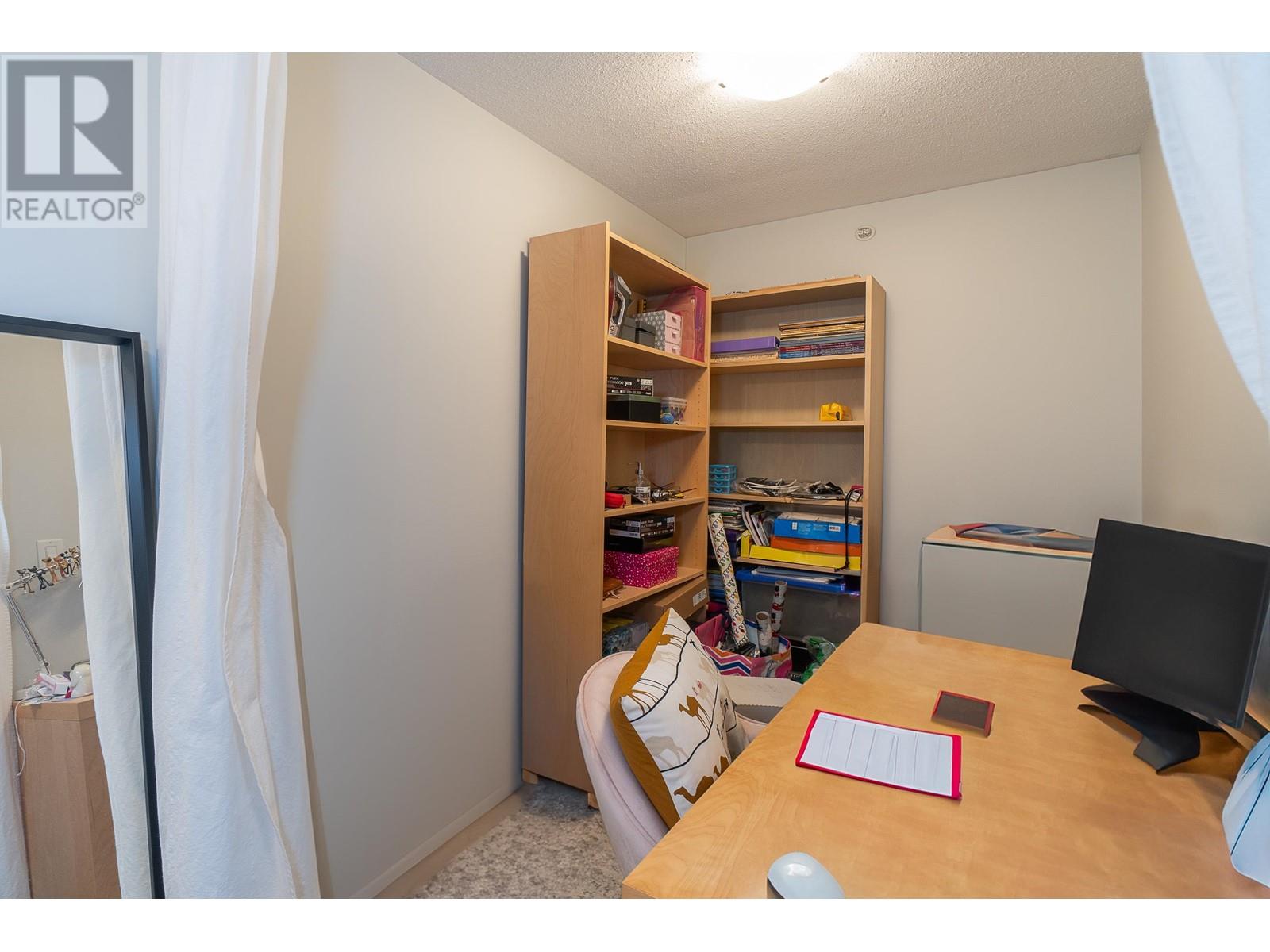 Listing Picture 12 of 22 : 1205 4888 BRENTWOOD DRIVE, Burnaby / 本拿比 - 魯藝地產 Yvonne Lu Group - MLS Medallion Club Member