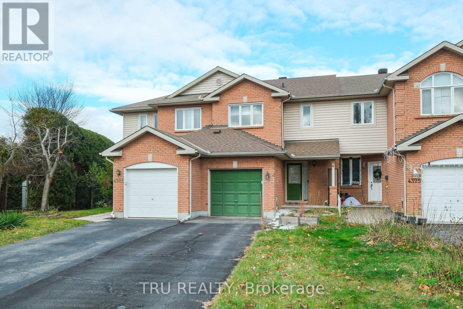 4323 SUNWOOD CRESCENT, Ottawa, Ontario