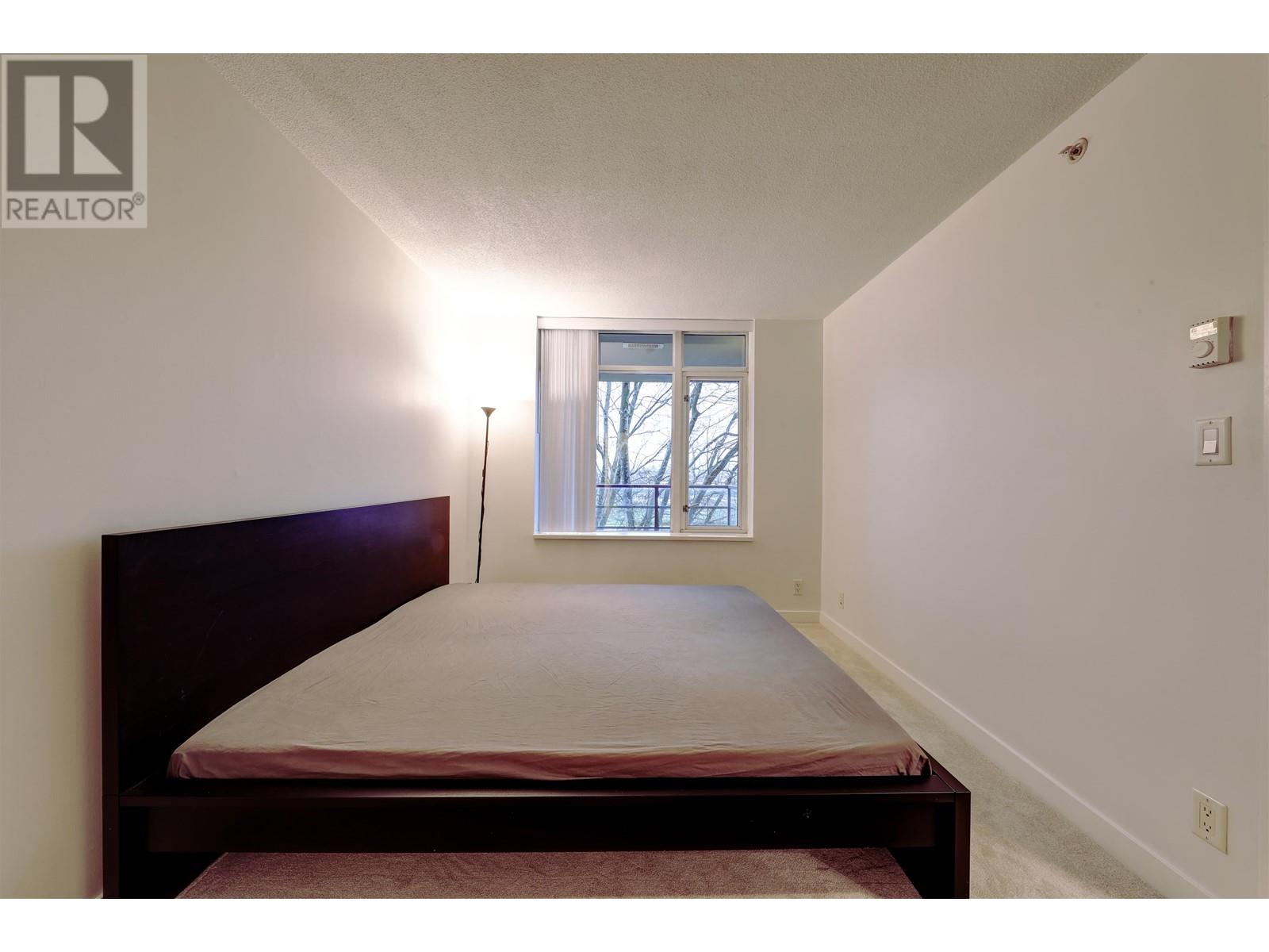 Listing Picture 21 of 22 : 306 9171 FERNDALE ROAD, Richmond / 烈治文 - 魯藝地產 Yvonne Lu Group - MLS Medallion Club Member