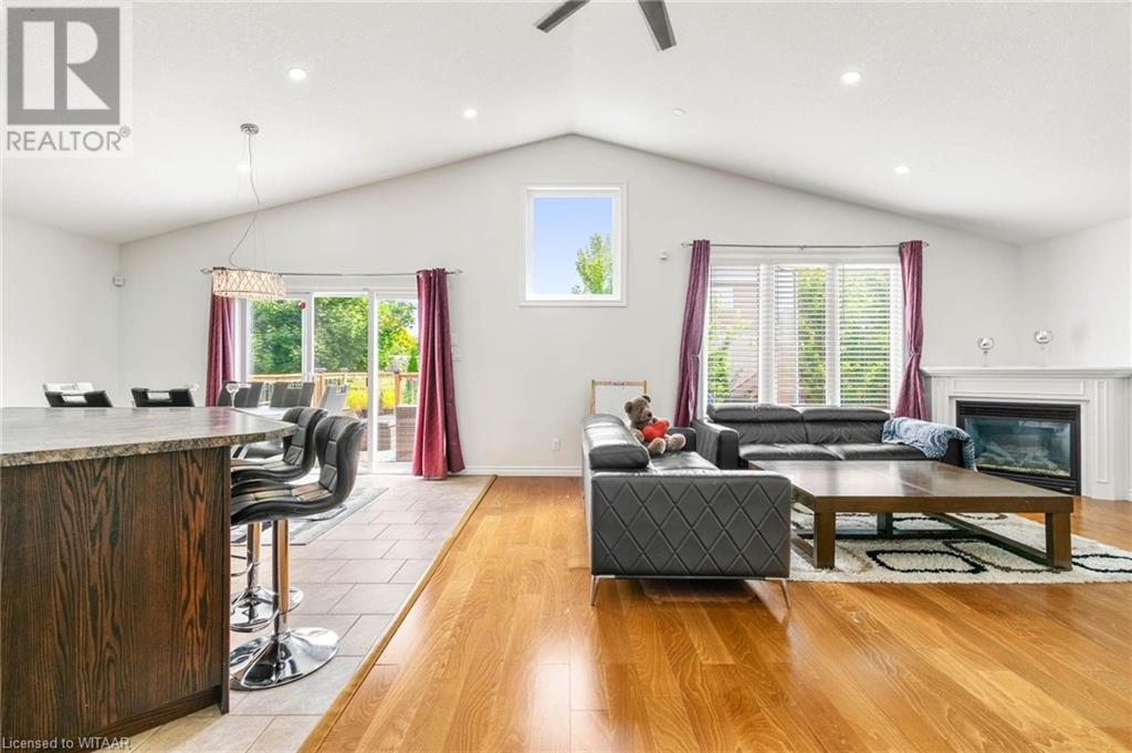 451 Fairway Road, Woodstock, Ontario  N4T 0E1 - Photo 7 - 40682056