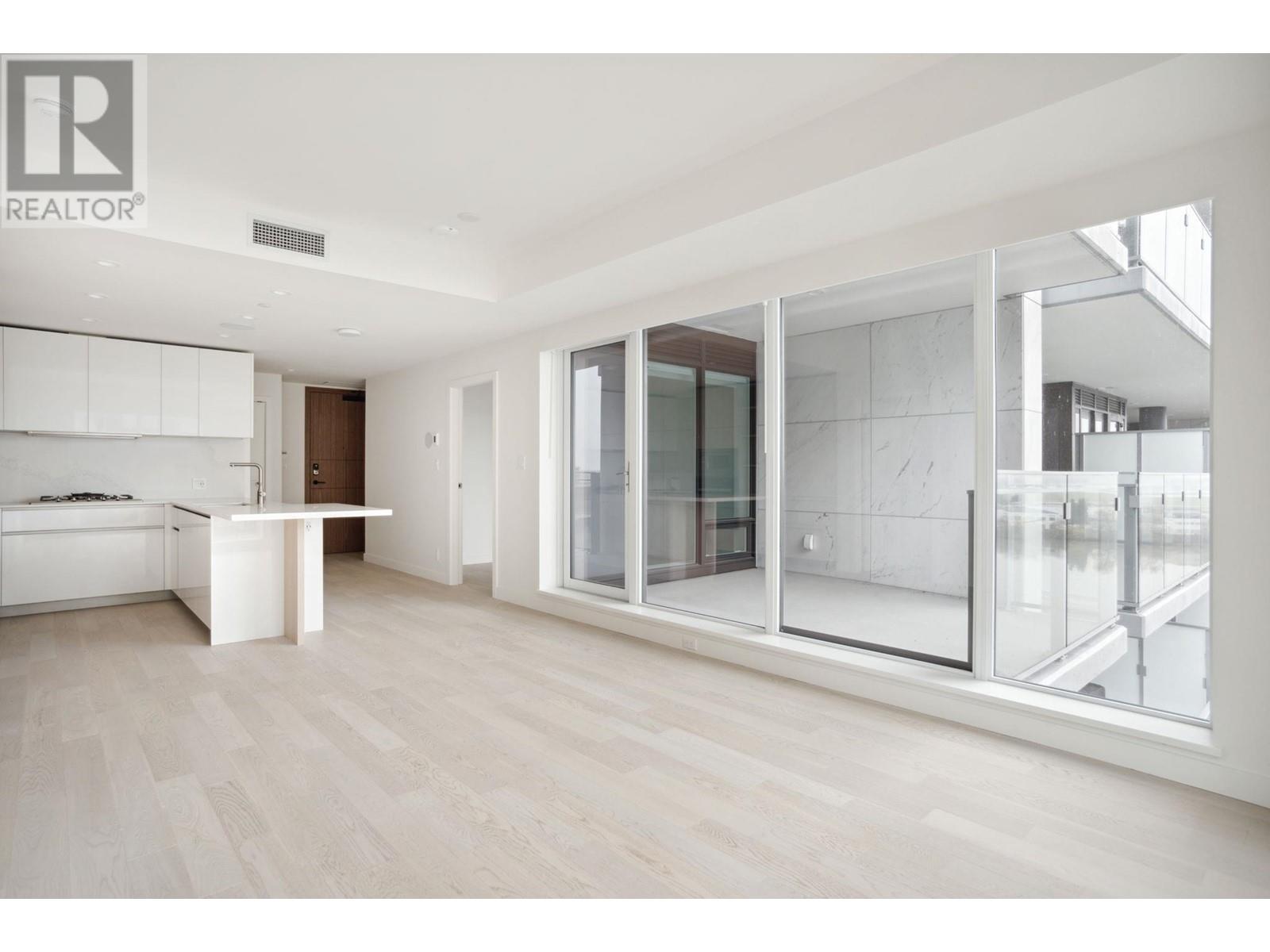Listing Picture 6 of 28 : 907 6811 PEARSON WAY, Richmond / 烈治文 - 魯藝地產 Yvonne Lu Group - MLS Medallion Club Member