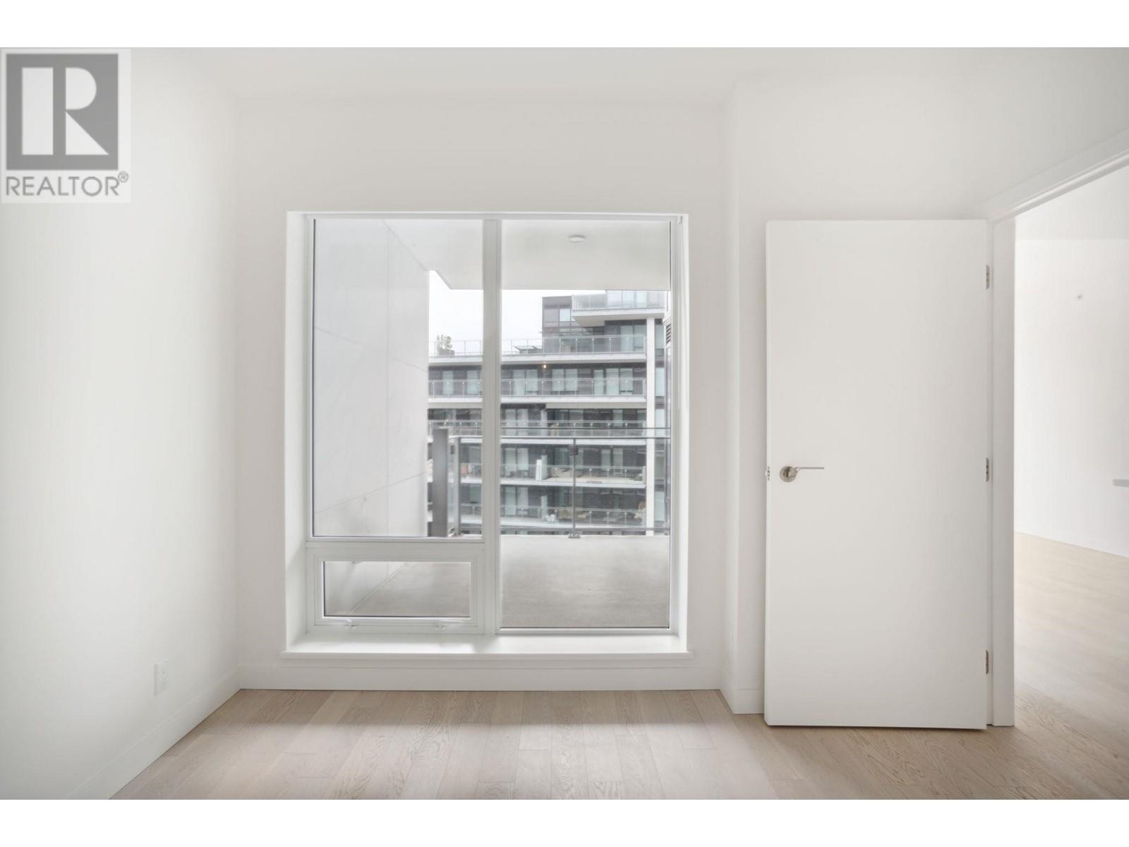 Listing Picture 11 of 28 : 907 6811 PEARSON WAY, Richmond / 烈治文 - 魯藝地產 Yvonne Lu Group - MLS Medallion Club Member