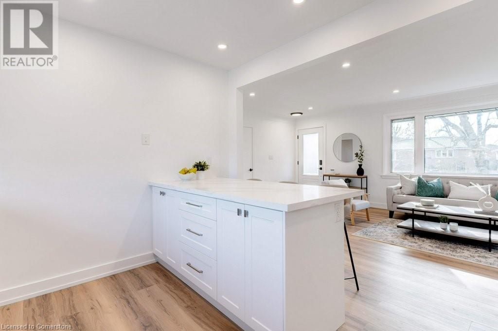 5470 Randolph Crescent, Burlington, Ontario  L7L 3C5 - Photo 12 - 40681971