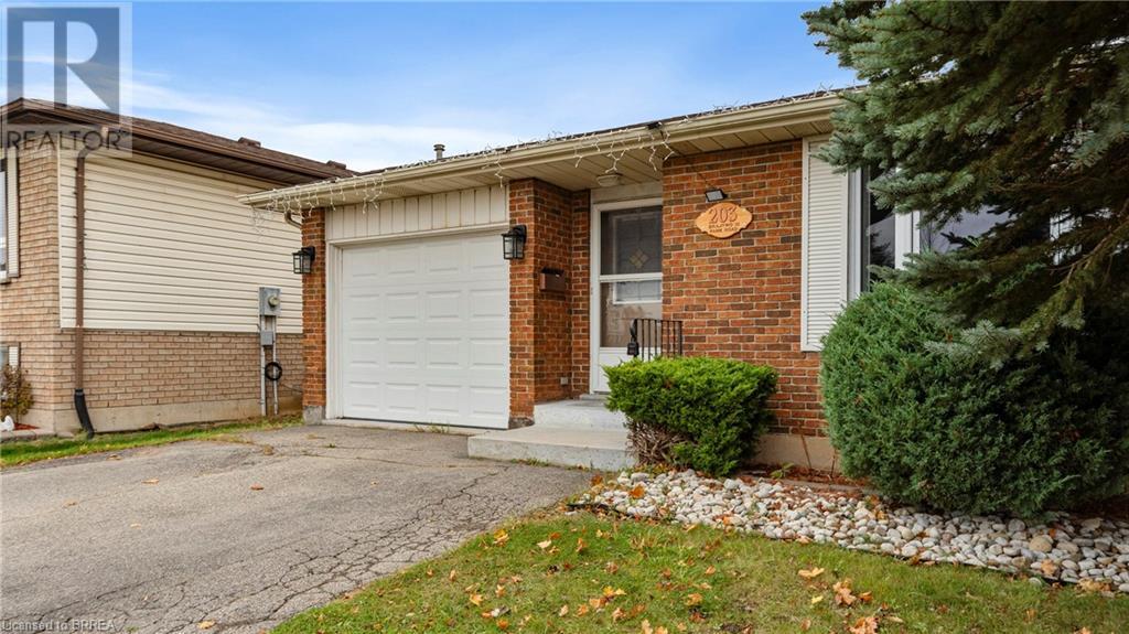 203 BRANTWOOD PARK Road, Brantford, Ontario