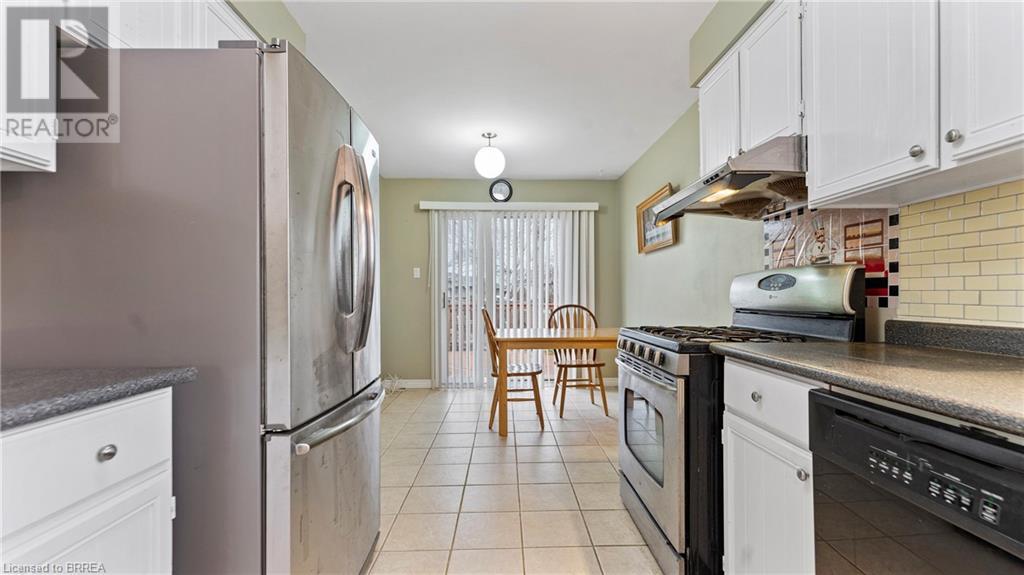 203 Brantwood Park Road, Brantford, Ontario  N3P 1Y8 - Photo 25 - 40681997