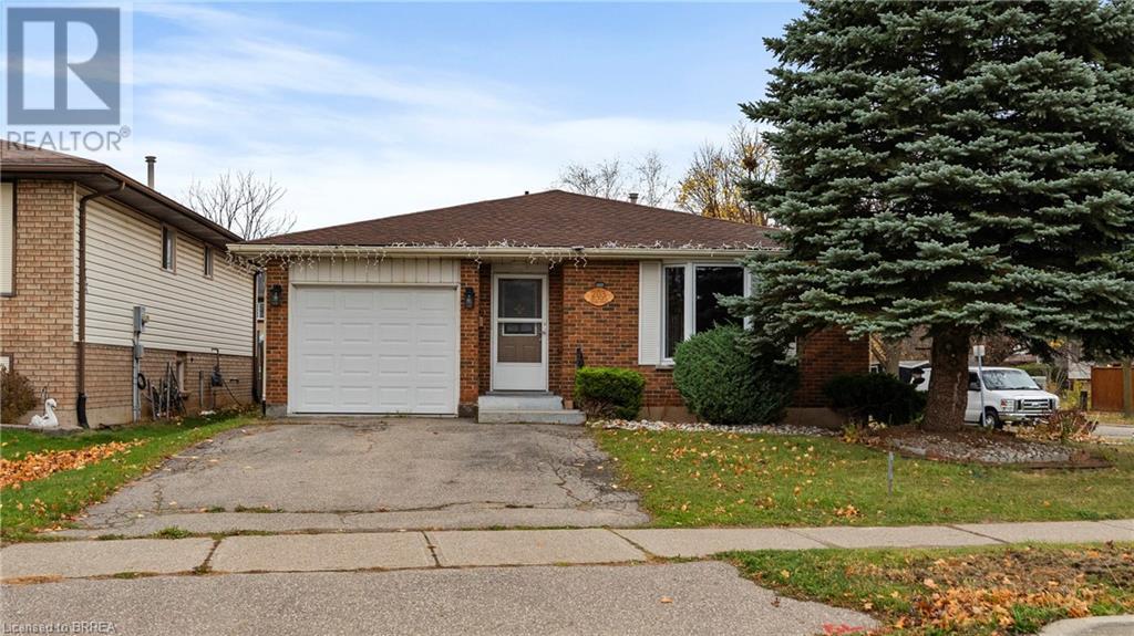 203 Brantwood Park Road, Brantford, Ontario  N3P 1Y8 - Photo 3 - 40681997