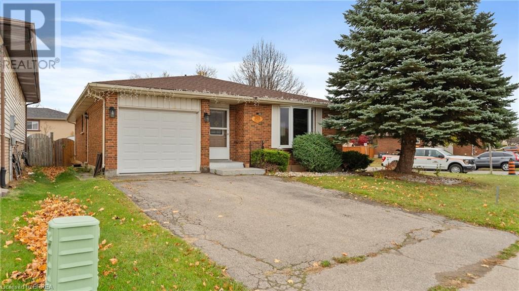 203 Brantwood Park Road, Brantford, Ontario  N3P 1Y8 - Photo 4 - 40681997