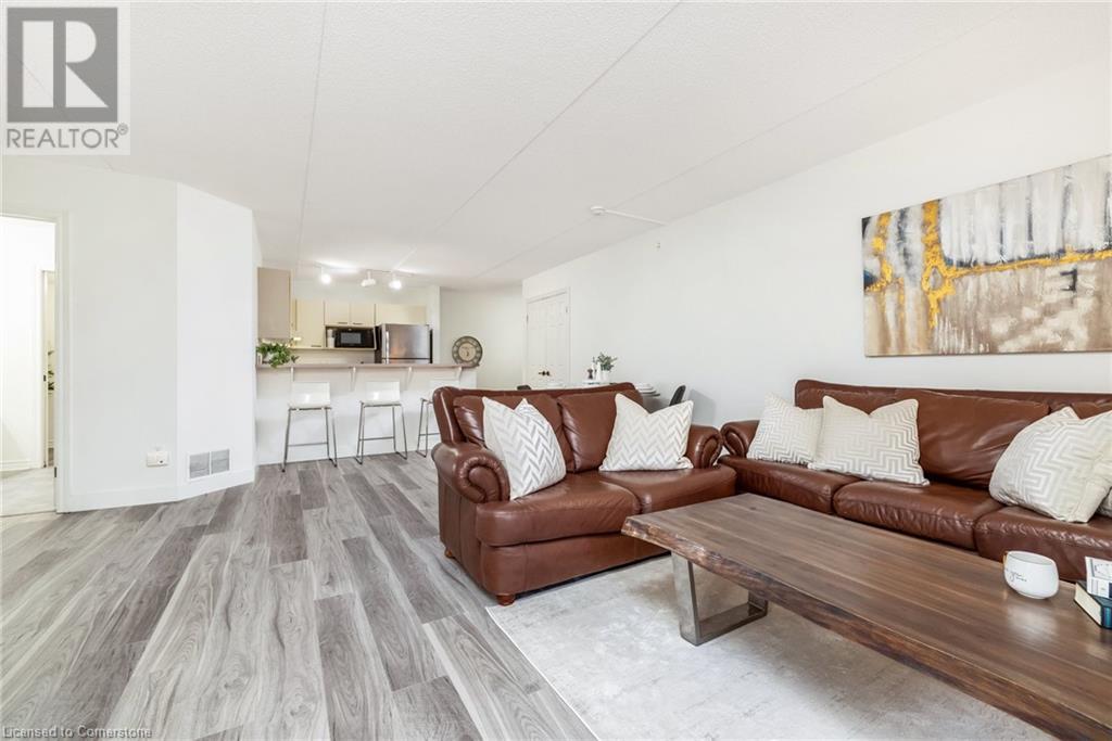 2030 Cleaver Avenue Unit# 212, Burlington, Ontario  L7M 4C3 - Photo 4 - 40681774