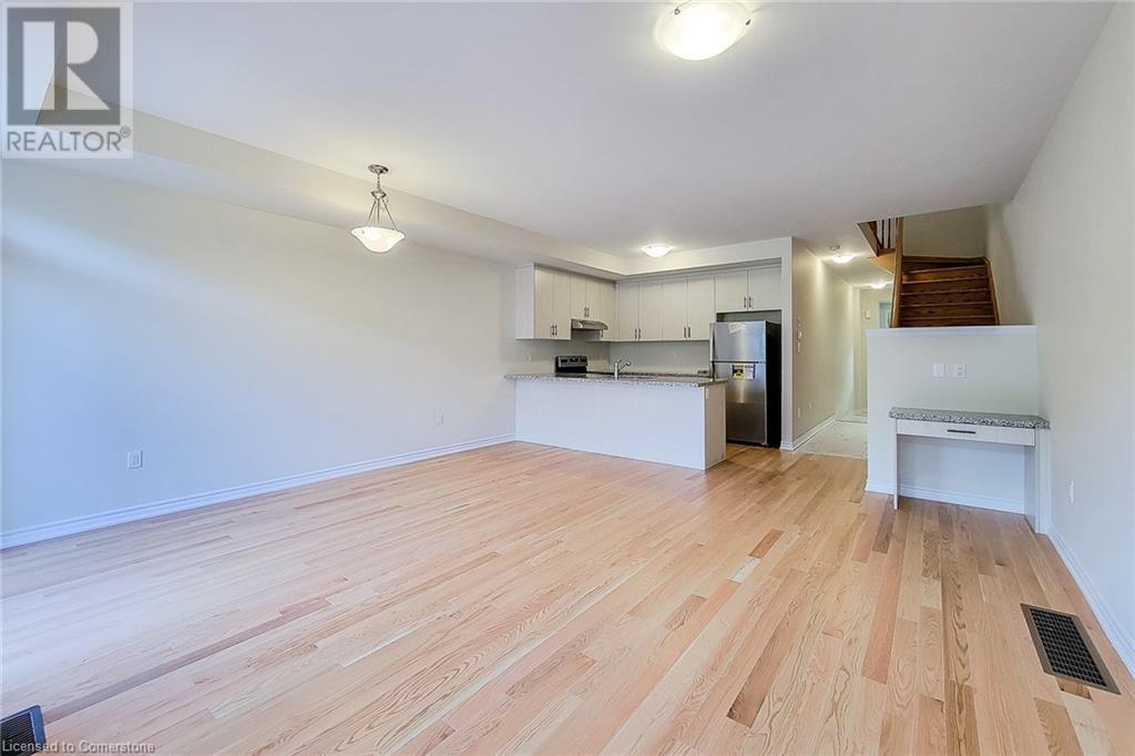 1421 Oakmont Common, Burlington, Ontario  L7P 0V8 - Photo 2 - 40681957