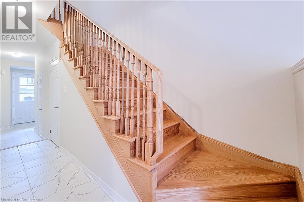 1421 Oakmont Common, Burlington, Ontario  L7P 0V8 - Photo 7 - 40681957