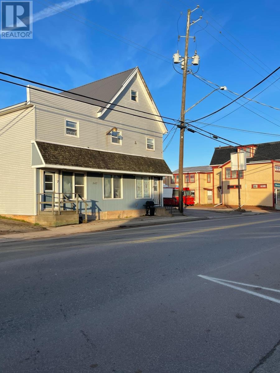 547 Main Street, Montague, Prince Edward Island  C0A 1R0 - Photo 2 - 202427518