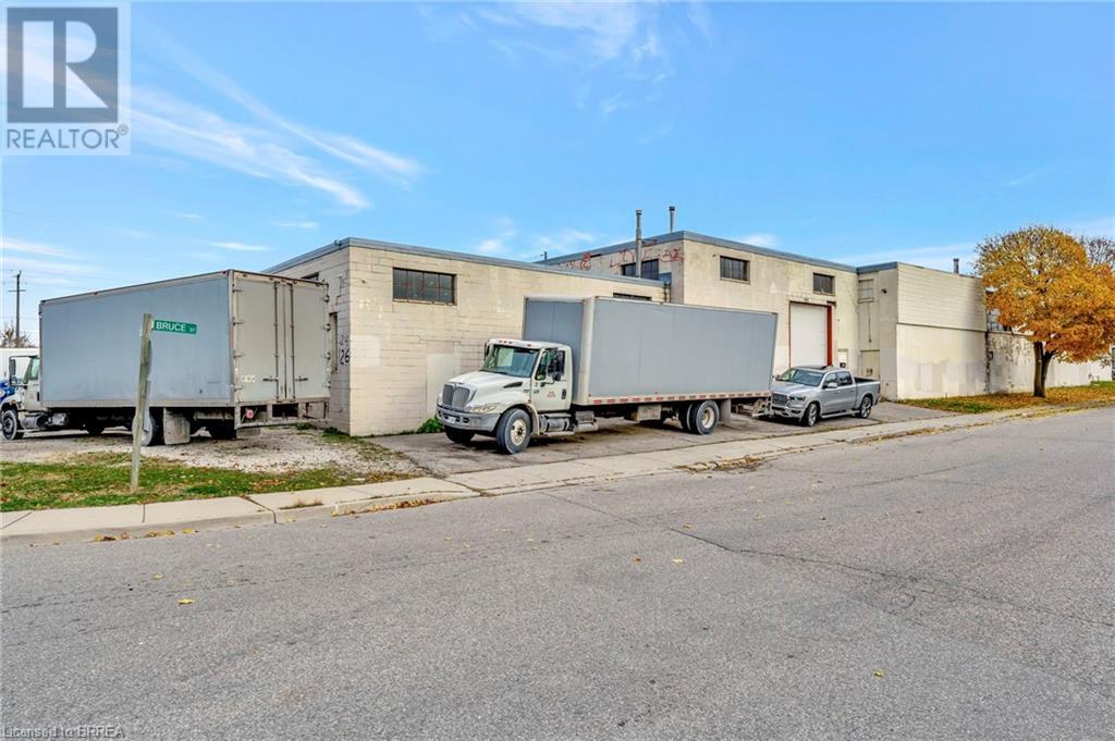 124 Bruce Street, Brantford, Ontario  N3S 5A2 - Photo 9 - 40676848