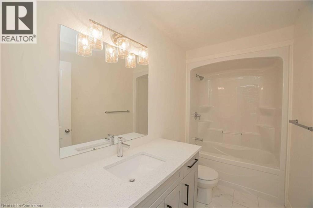 182 Byers Street, London, Ontario  N6L 0J2 - Photo 34 - 40682115