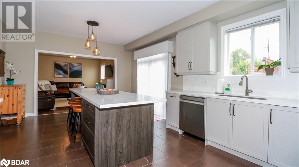 5 Regina Road, Barrie, Ontario  L4M 7J1 - Photo 11 - 40681966