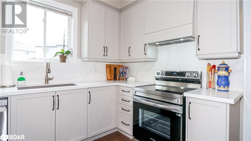 5 Regina Road, Barrie, Ontario  L4M 7J1 - Photo 12 - 40681966