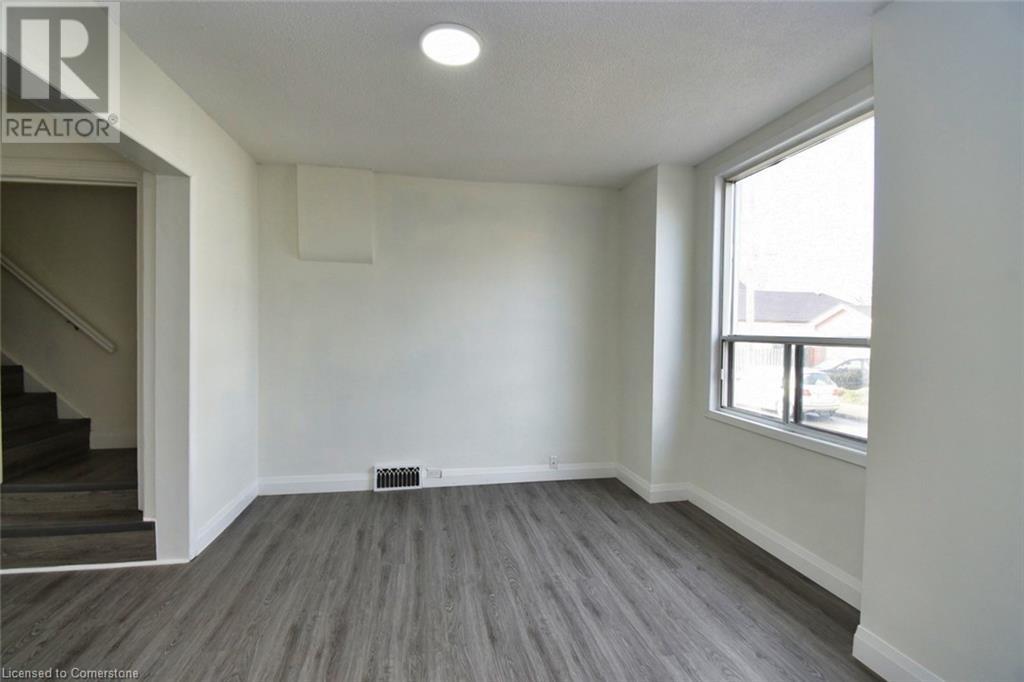 64 Crooks Street, Hamilton, Ontario  L8R 2Z6 - Photo 5 - 40676058