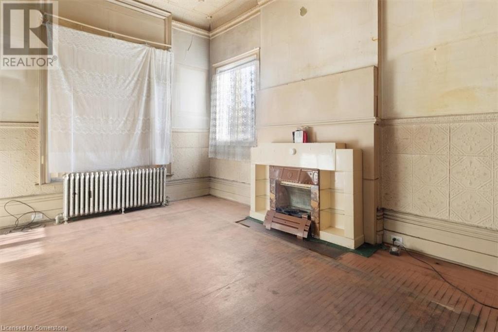 143 Catharine Street N, Hamilton, Ontario  L8R 1J5 - Photo 8 - 40682107