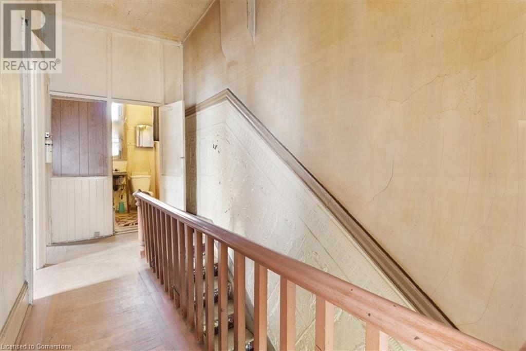 143 Catharine Street N, Hamilton, Ontario  L8R 1J5 - Photo 21 - 40682107