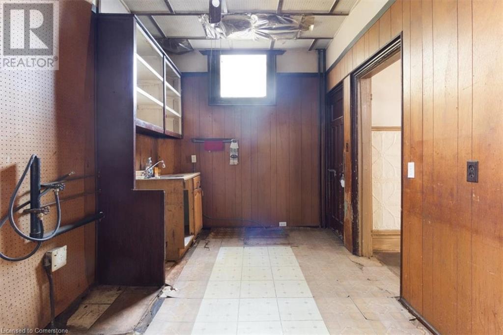 143 Catharine Street N, Hamilton, Ontario  L8R 1J5 - Photo 17 - 40682107