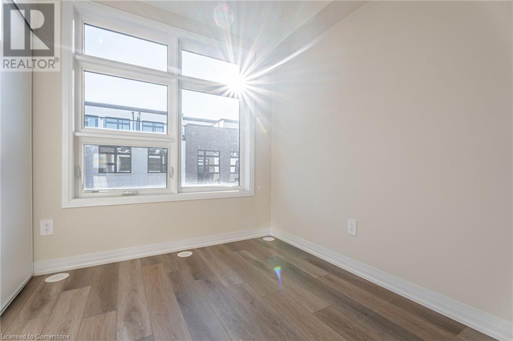 1569 Rose Way Unit# 114, Milton, Ontario  L9T 7E7 - Photo 11 - 40681961