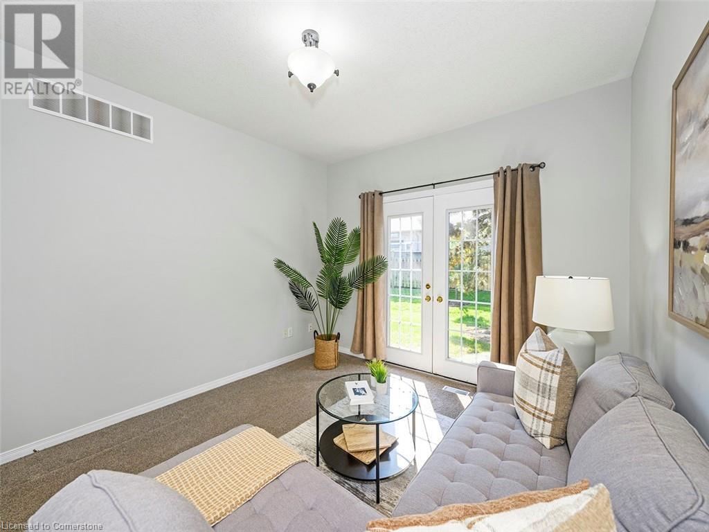 32 Abbotsford Trail, Hamilton, Ontario  L9B 2X8 - Photo 14 - 40682226