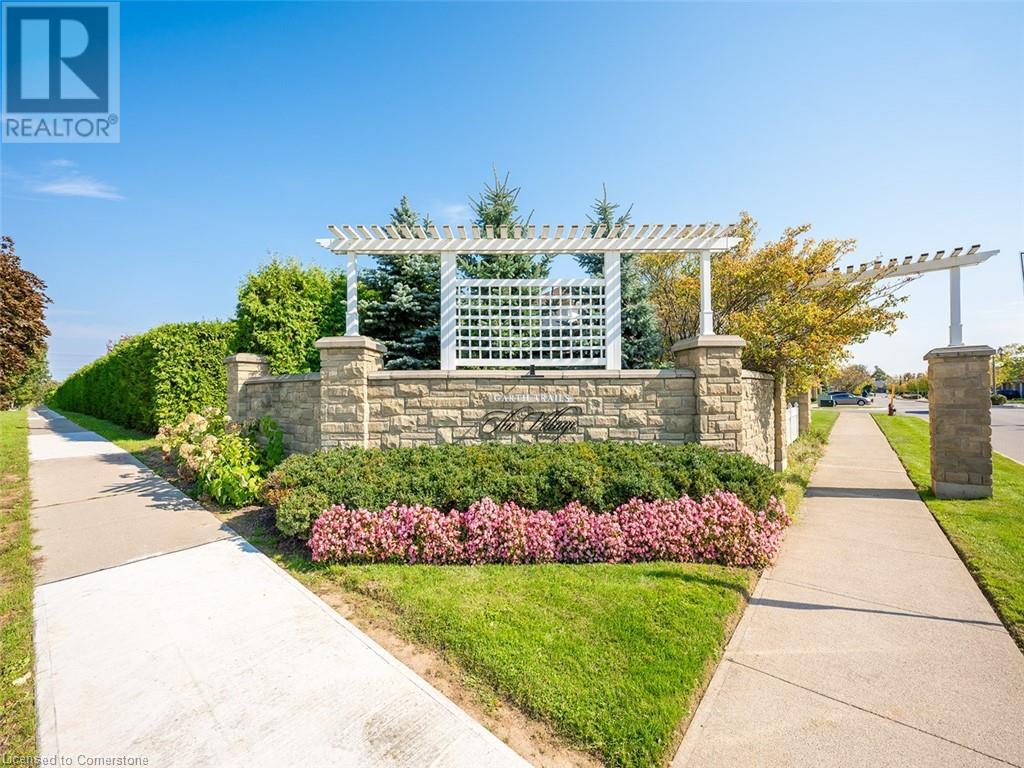 32 Abbotsford Trail, Hamilton, Ontario  L9B 2X8 - Photo 2 - 40682226