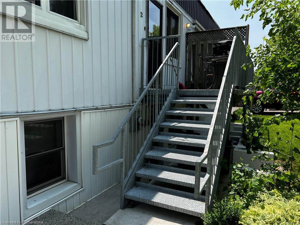 2336 Mountainside Drive, Burlington, Ontario  L7P 1C2 - Photo 13 - 40681733