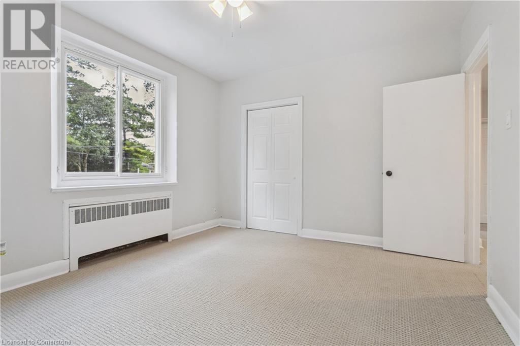 2336 Mountainside Drive, Burlington, Ontario  L7P 1C2 - Photo 18 - 40681733