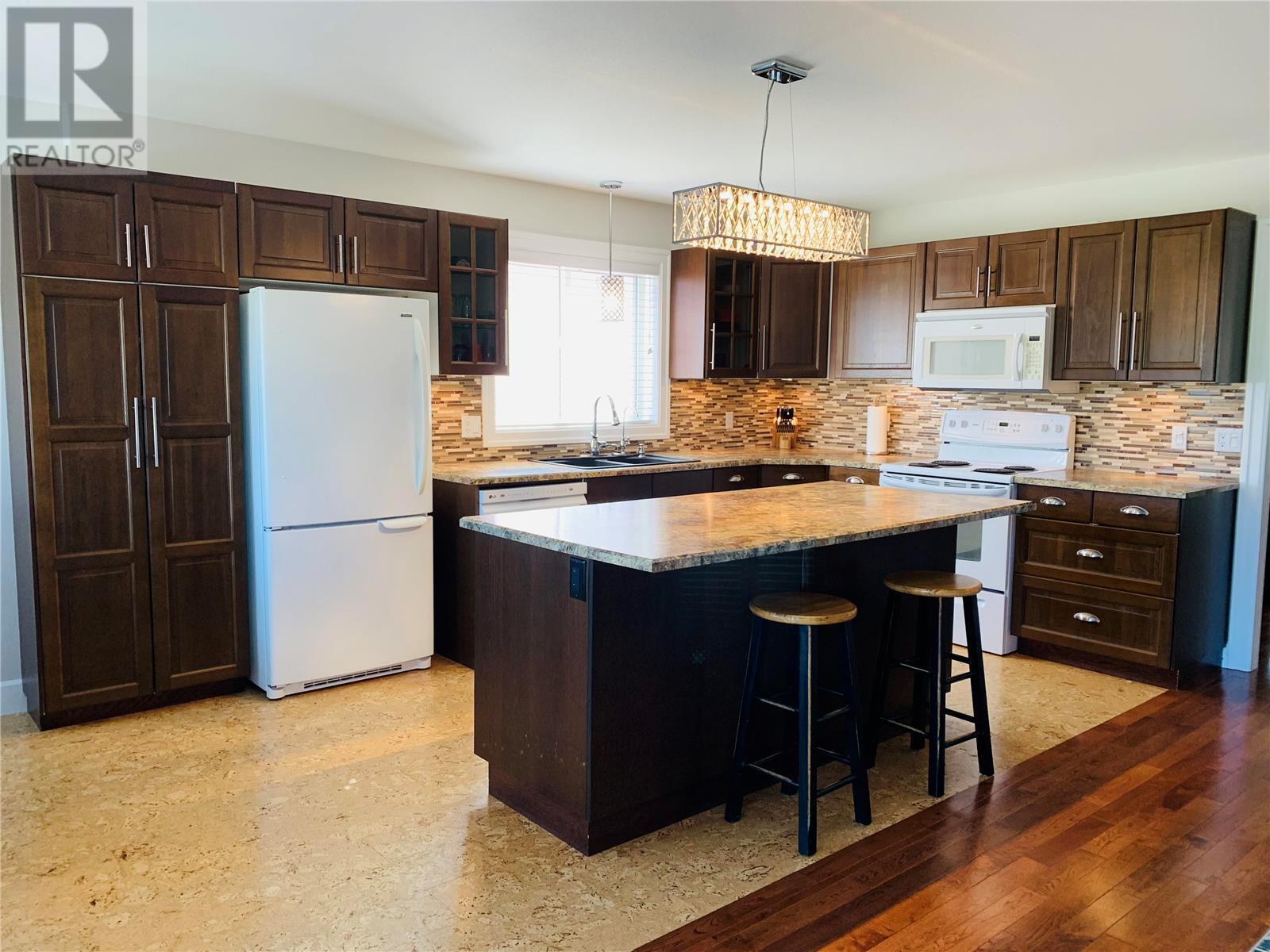 573 Spruceview Place N, Kelowna, British Columbia V1V 1S7 - Photo 11 - 10329444