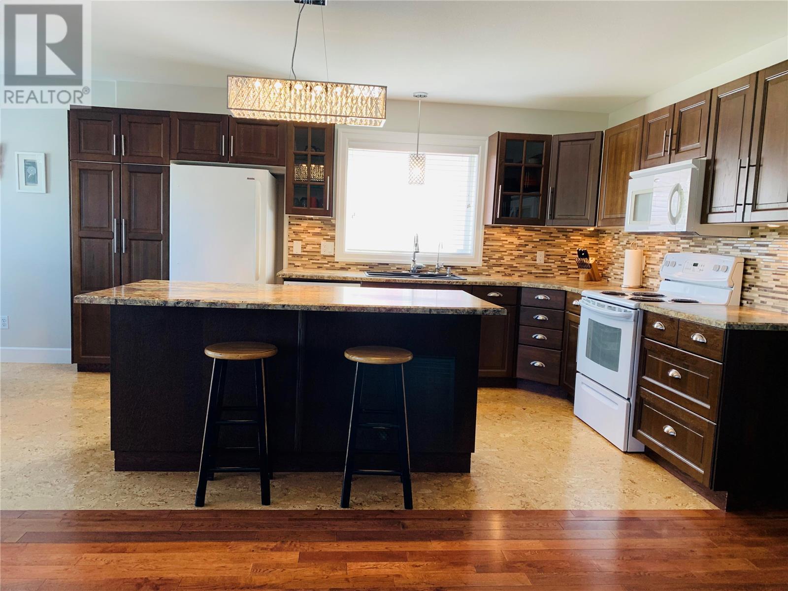 573 Spruceview Place N, Kelowna, British Columbia V1V 1S7 - Photo 10 - 10329444