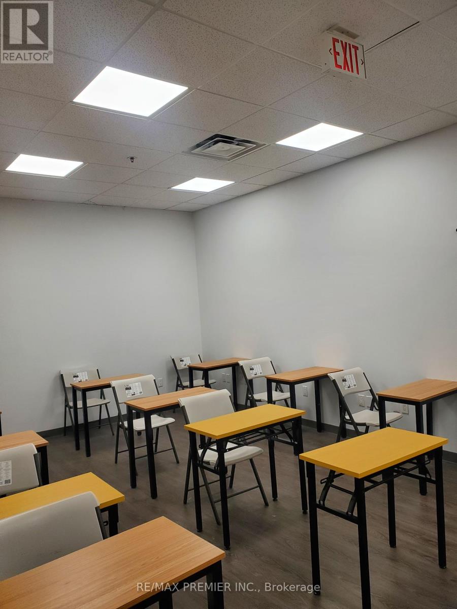203 - 5231 Yonge Street, Toronto (Willowdale East), Ontario  M2N 5P8 - Photo 10 - C11554004