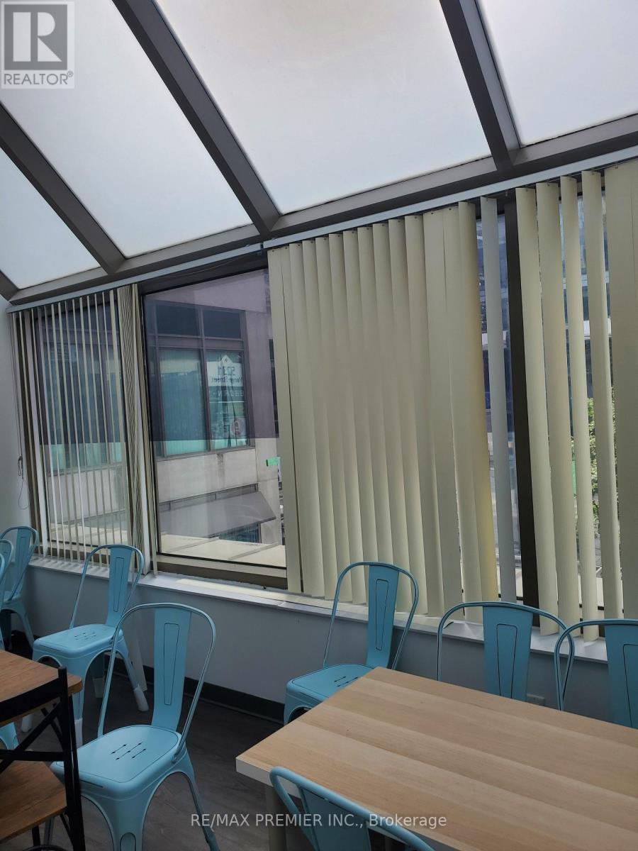 203 - 5231 Yonge Street, Toronto (Willowdale East), Ontario  M2N 5P8 - Photo 11 - C11554004