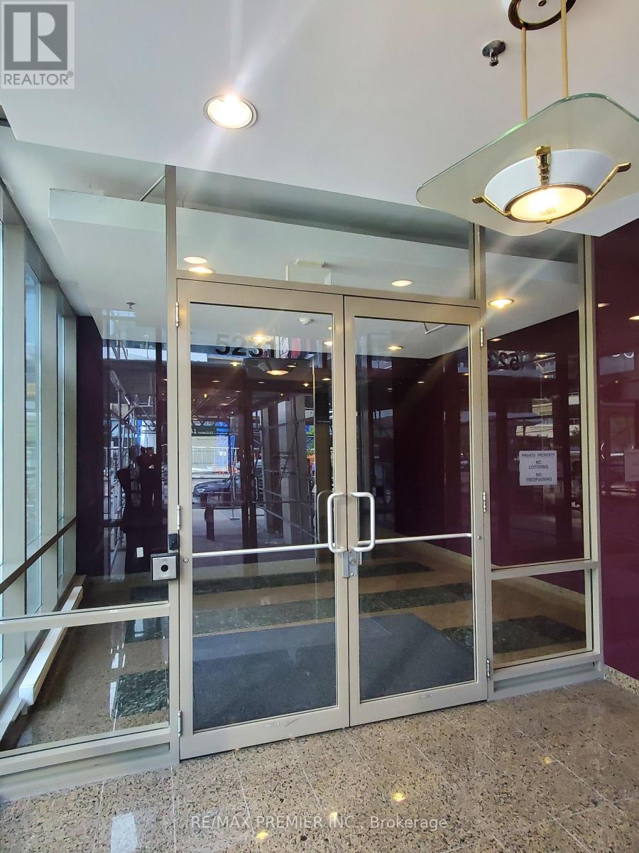 203 - 5231 Yonge Street, Toronto (Willowdale East), Ontario  M2N 5P8 - Photo 5 - C11554004
