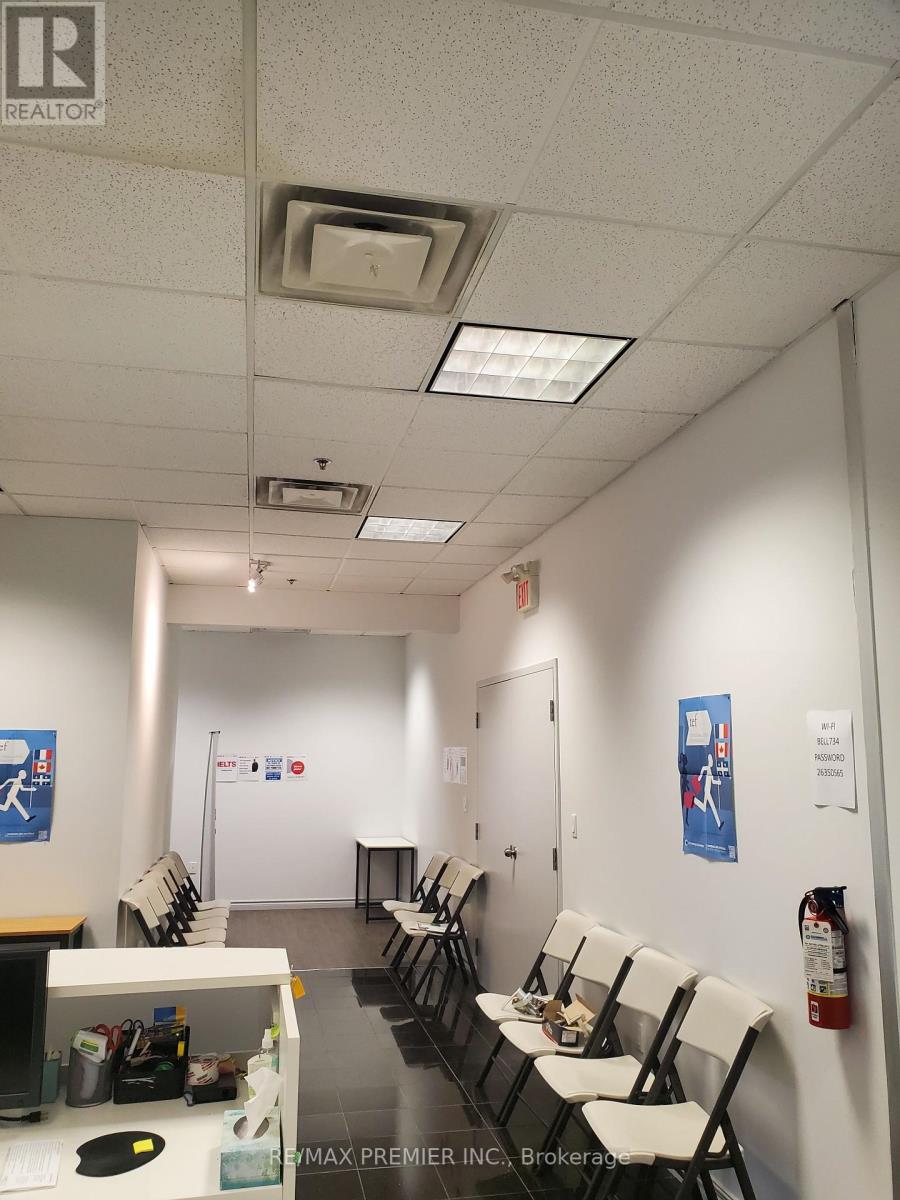 203 - 5231 Yonge Street, Toronto (Willowdale East), Ontario  M2N 5P8 - Photo 6 - C11554004