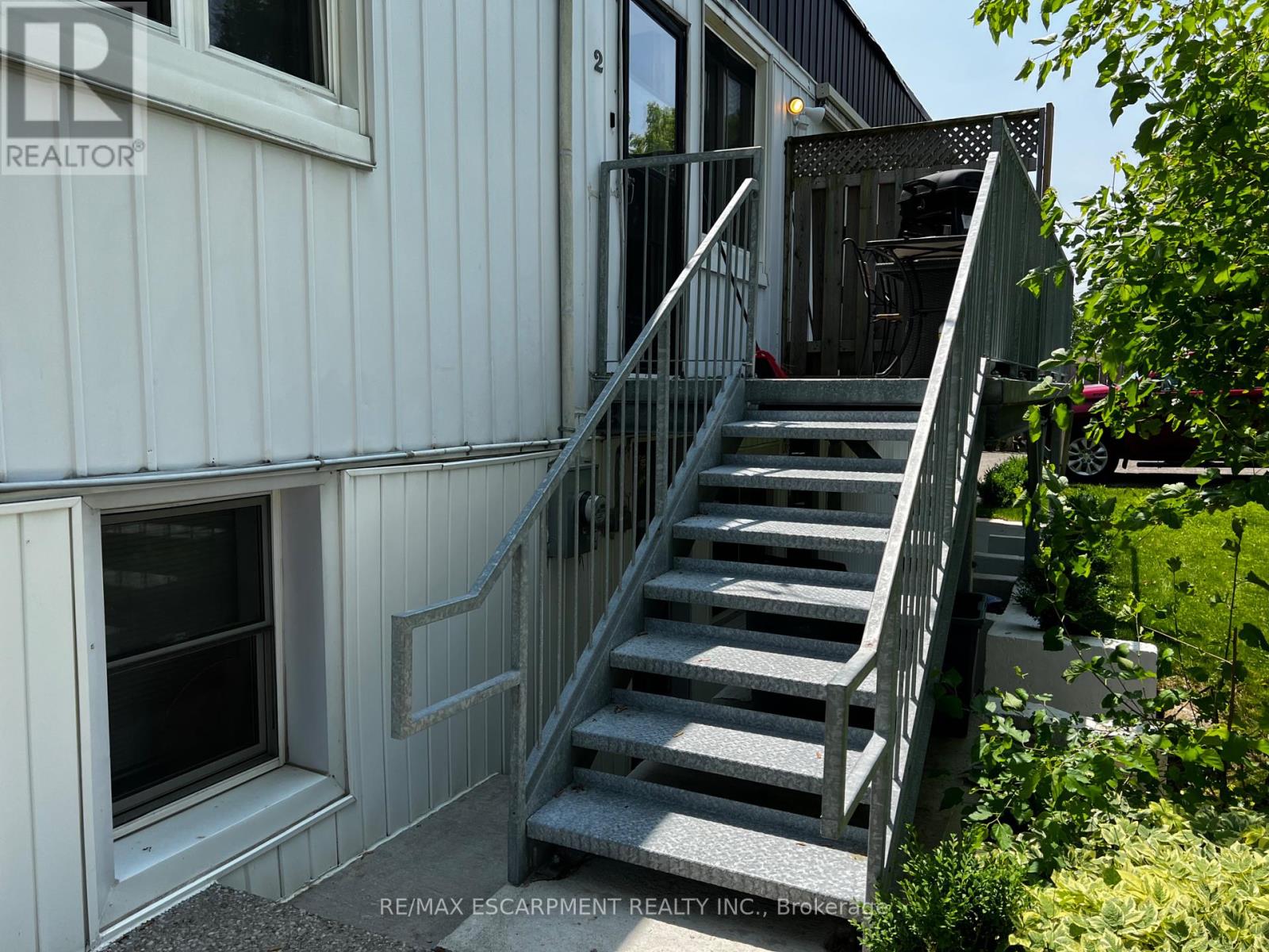 Property at 2336 MOUNTAINSIDE DRIVE image 3