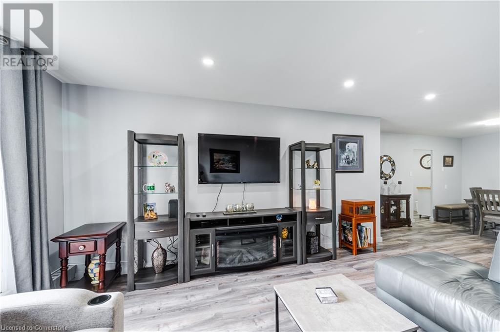 563 Mornington Avenue Unit# 305, London, Ontario  N5Y 4T8 - Photo 24 - 40682301