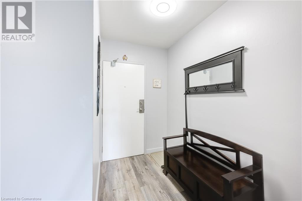 563 Mornington Avenue Unit# 305, London, Ontario  N5Y 4T8 - Photo 8 - 40682301