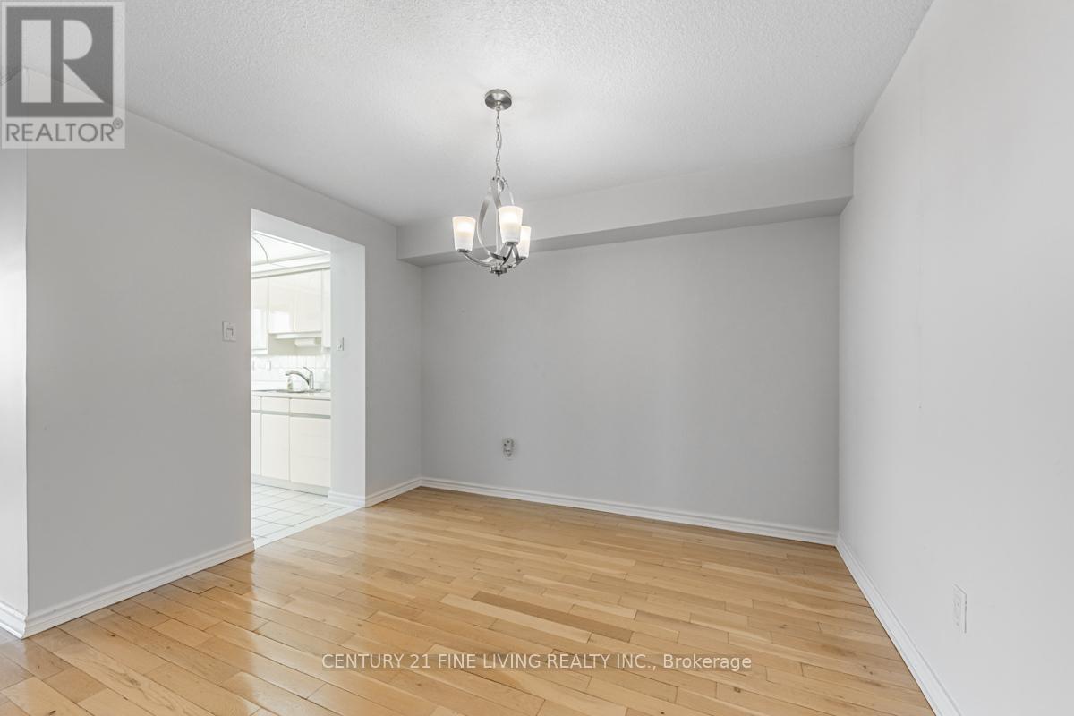 704 - 343 Clark Avenue W, Vaughan, Ontario  L4J 7K5 - Photo 4 - N11560817