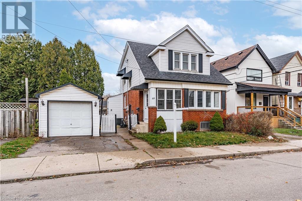 69 Roxborough Avenue, Hamilton, Ontario  L8L 1Y2 - Photo 2 - 40682309