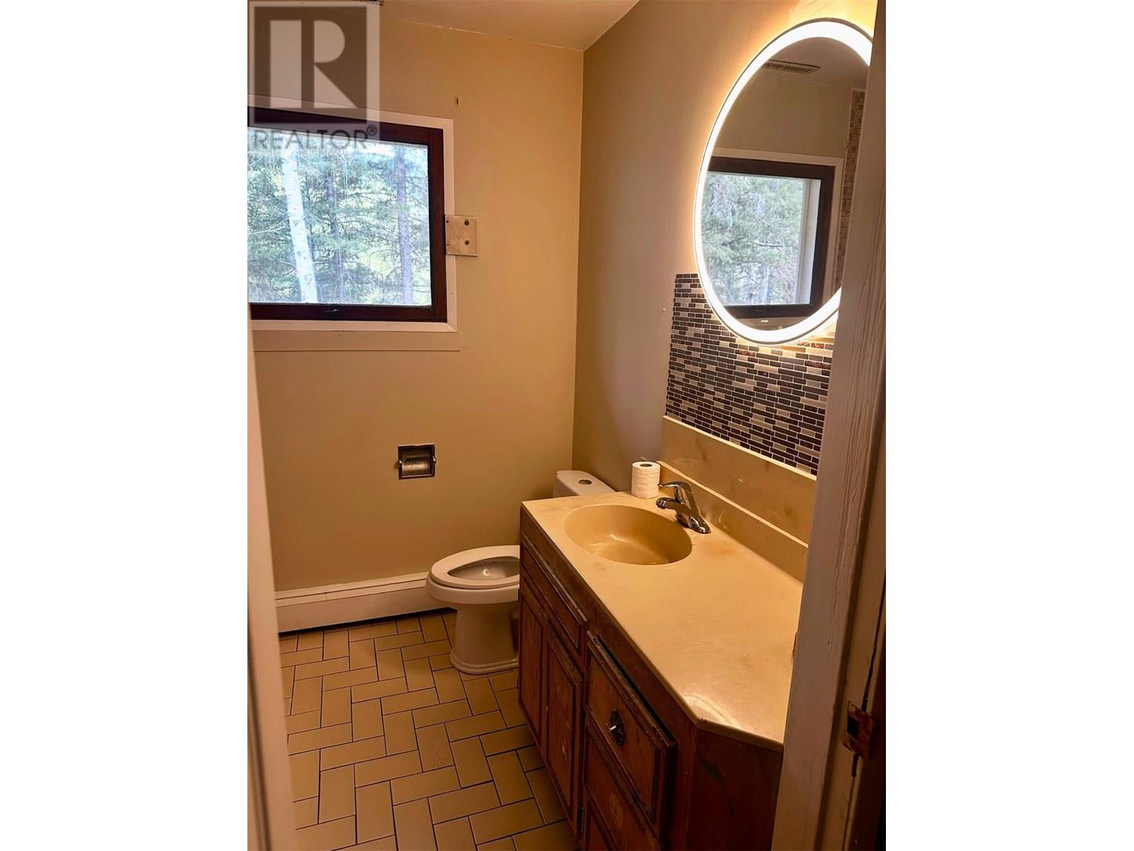 550 Strathmore Avenue, Greenwood, British Columbia V0H 1J0 - Photo 14 - 2477779